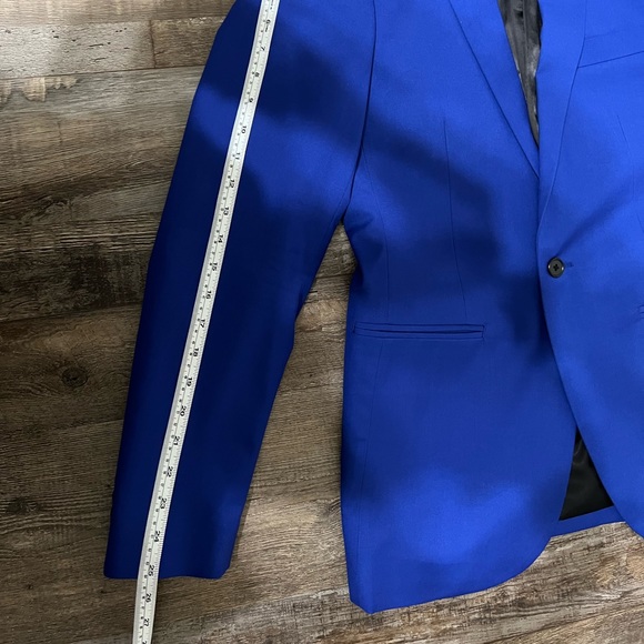 Hockerty custom suit - Picture 2 of 11